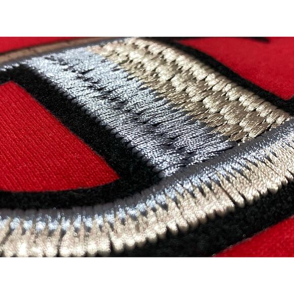 Champion Vintage 90s Mens Size XL Red Embroidery Patch Logo T Shirt - Picture 10 of 10